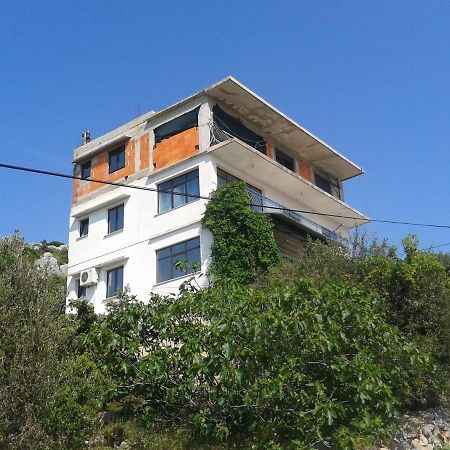 Apartments With A Parking Space Bilo, Primosten - 4662 Zaboric Exterior photo